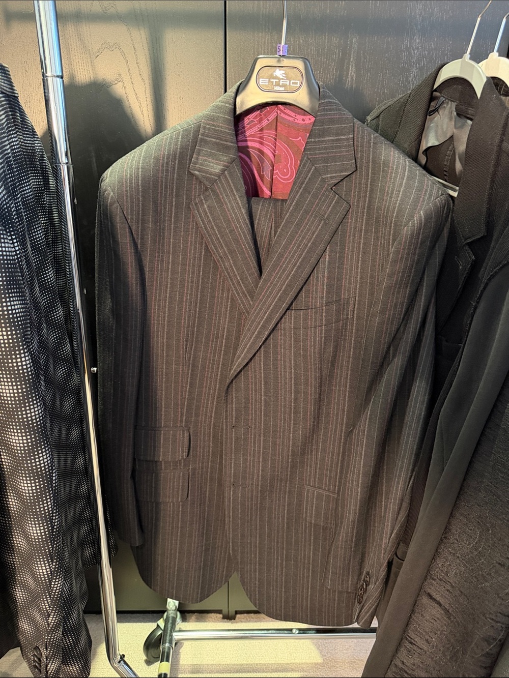 Etro Men's Grey Pinstripe Wool Suit Jacket with Burgundy Paisley Lining